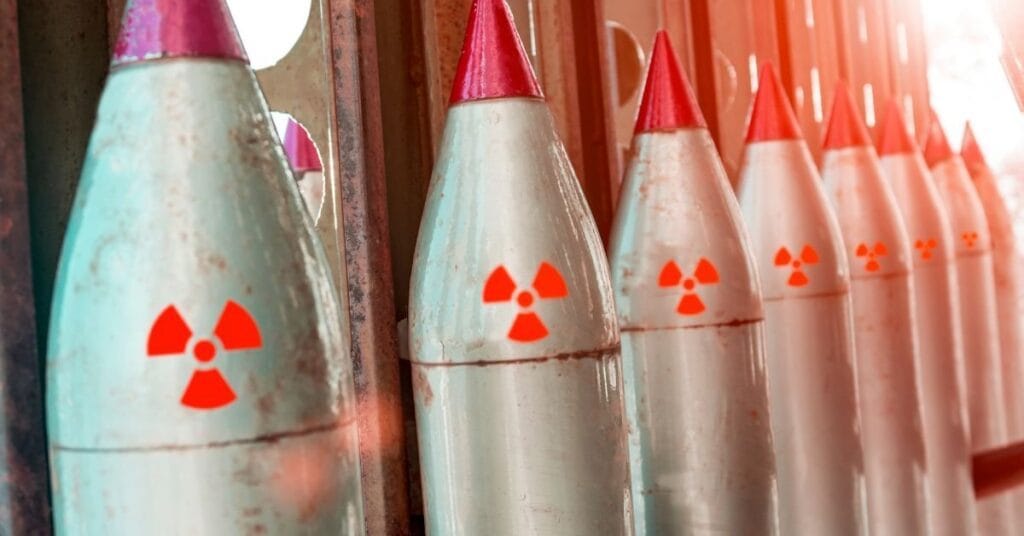¿En Manos de Quienes están las Armas Nucleares que Existen en el Mundo?