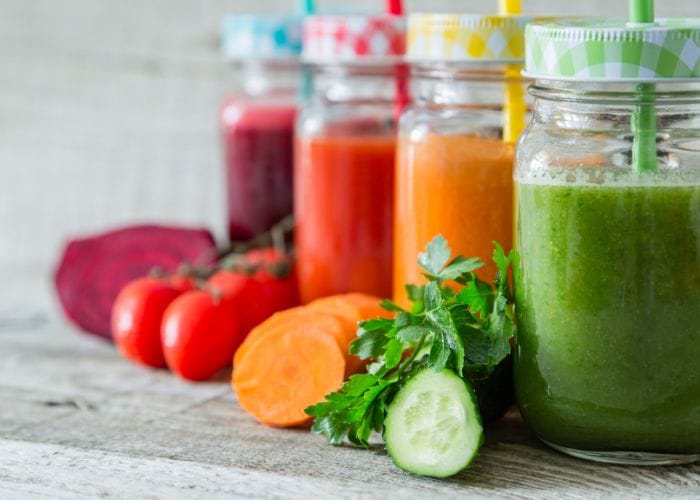 Se estima que el mercado de bebidas vegetales alcance los USD 48.800 millones para 2028