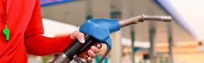 Combustible_en_mano