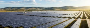 Parque solar puerta de oro