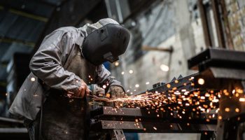 trabajo acero