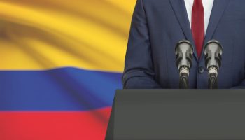 La Polarización Política y su Impacto en la Economía Colombiana