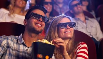 ¿Por qué las Plataformas de Streaming No Han Extinguido el Cine?