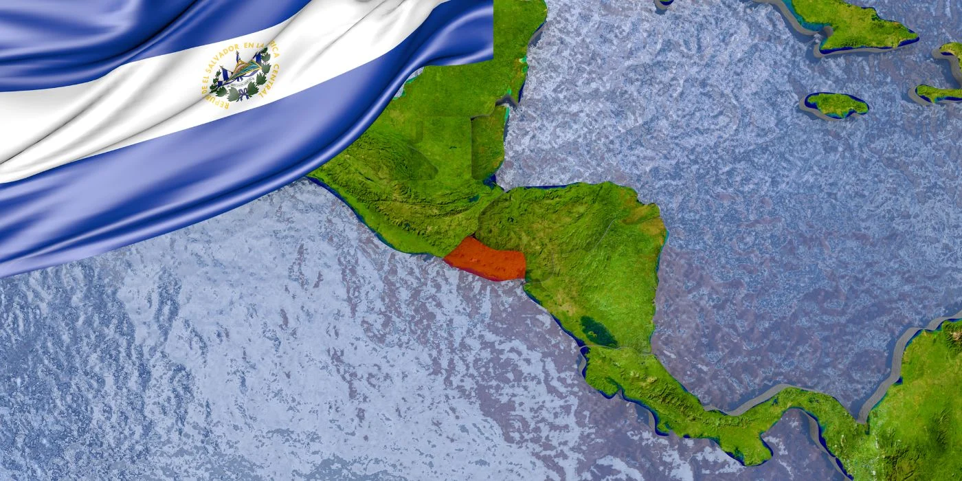 El Salvador: deuda cercana al 90 % del PIB, pero con una economía que acelera