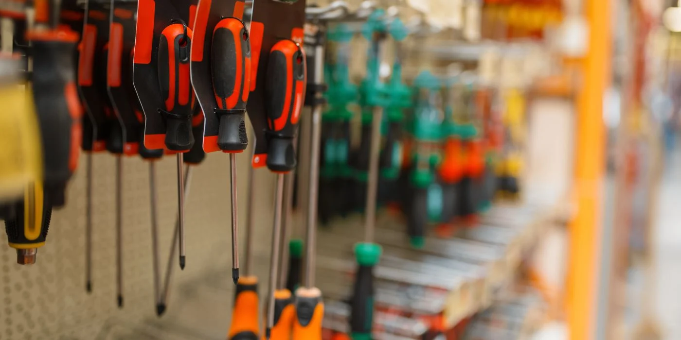 Red de más de 50.000 ferreterías sostiene un sector que aporta hasta 2,5% del PIB